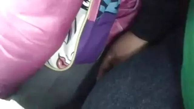 Blonde ficken pornofilme alt im Wald in der Nähe der Straße