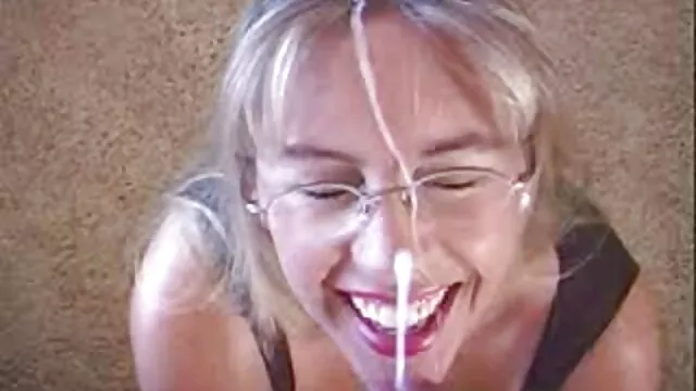 Sexy sexfilme mit älteren damen blonde shemale Streifen