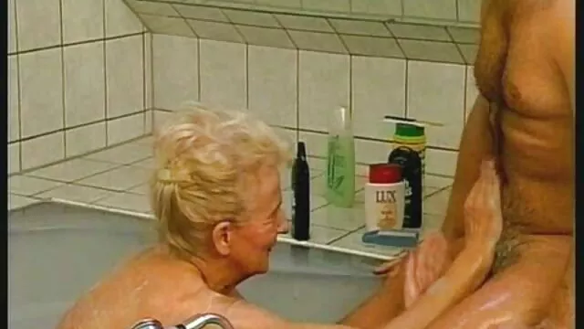 Setz dich auf meinen kostenlose pornos von alten frauen Schwanz