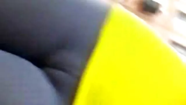 griff alte pornovideos auf der Treppe