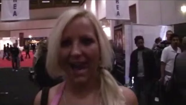 Cherie pornofilme mit älteren frauen Devillie hat ihre Lieblingsmassage-brazzers