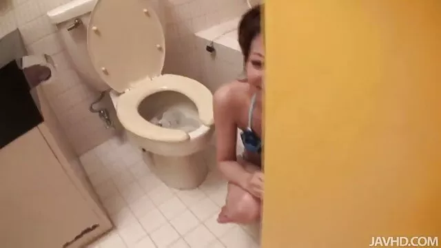 Vikki nehmen Sie eine Fahrt auf seinem alte weiber pornofilme joy-stick